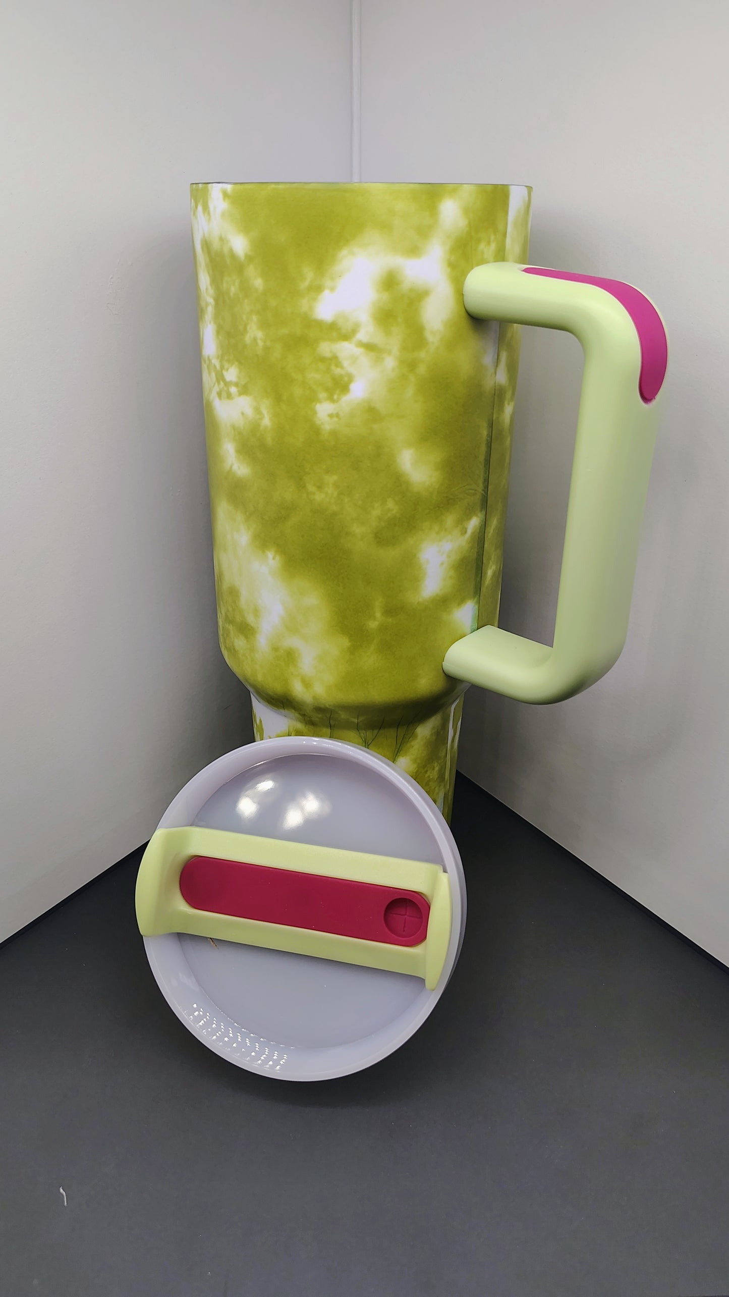 Lime Swirl Tumbler – 30 oz
